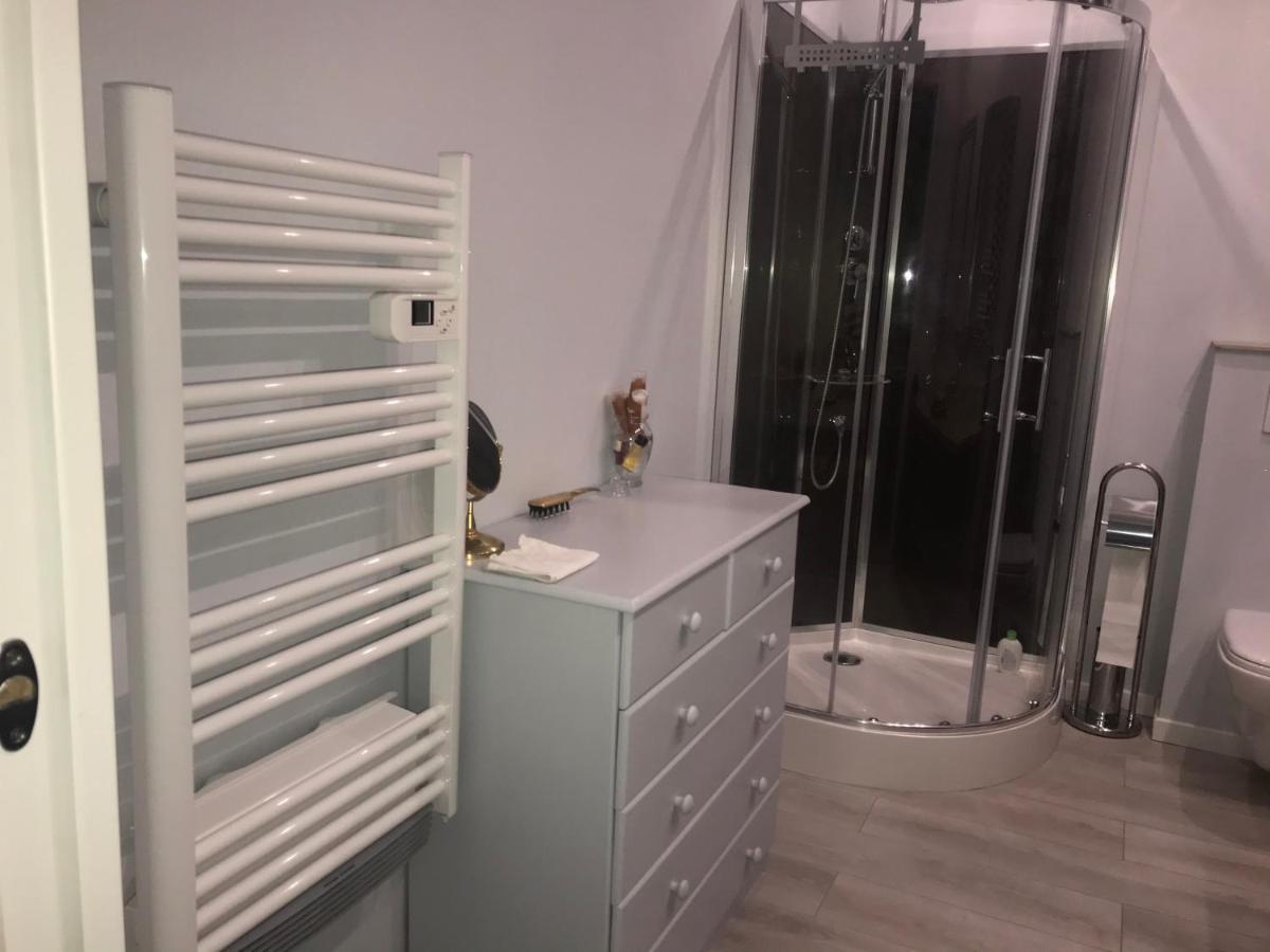 Appartement Terrasse Dans Palace Centre Ville Menton Exterior foto
